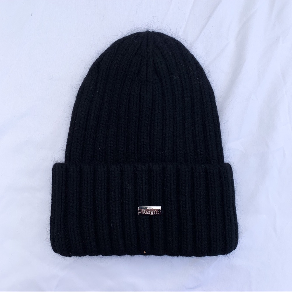 NWOT Reign Beauty Satin Lined Knit Beanie